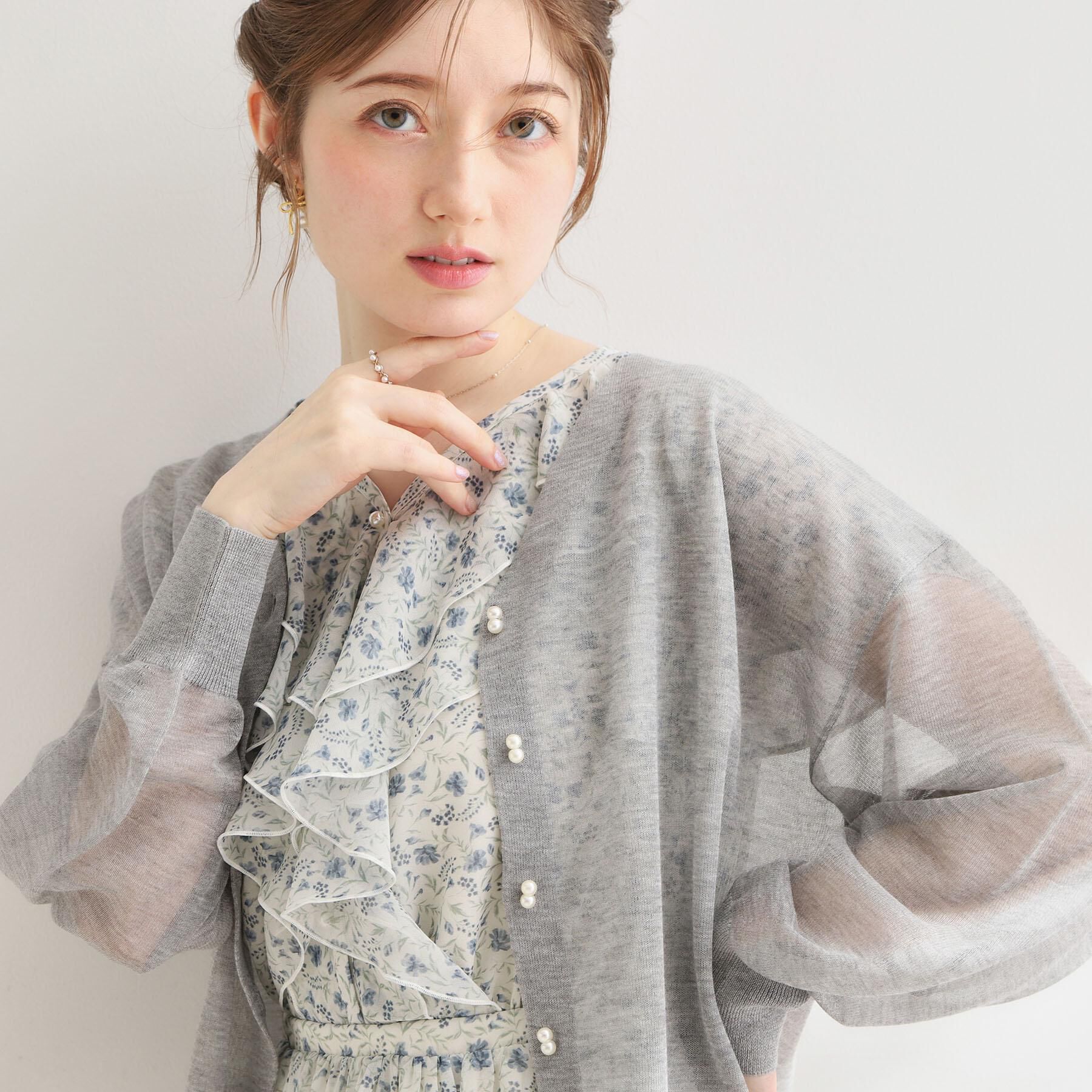 Couture broach「【洗える・パール調釦】LEVITA シアーカーディガン」|カーディガン|