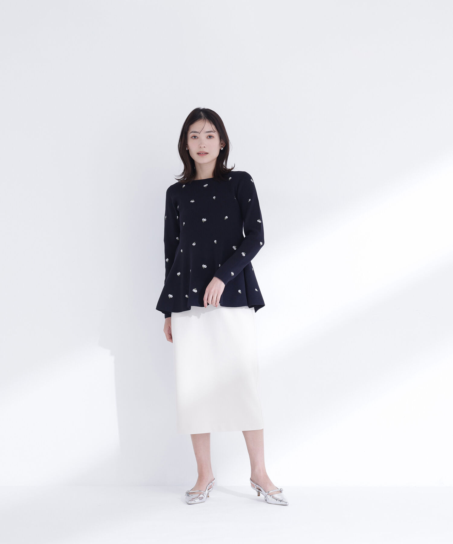  「刺繍ペプラムニット」|ニット・セーター|