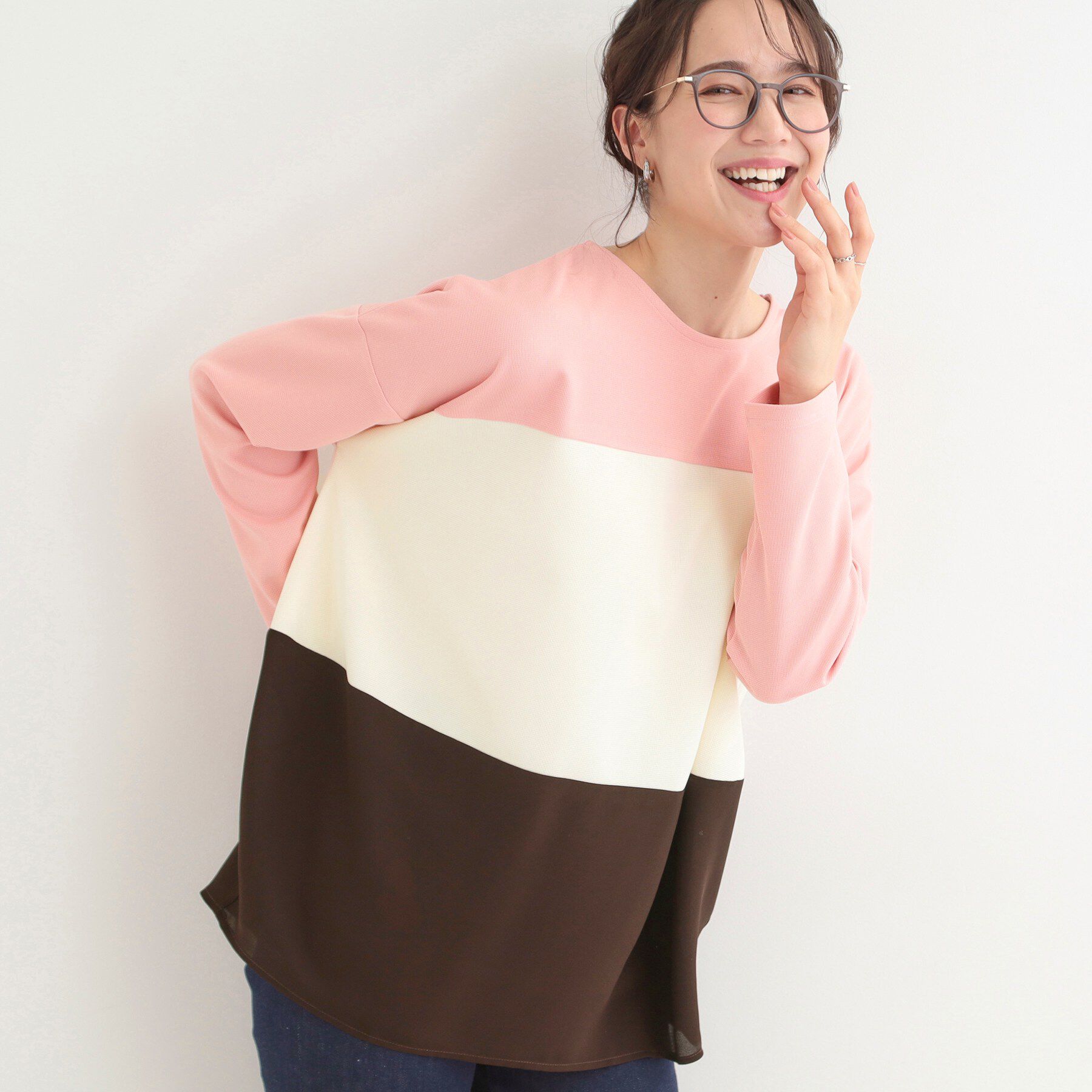 SHOO･LA･RUE「【洗濯機可/S-LL/体型カバー】インせず着られる 3段切替 配色トップス」|Tシャツ・カットソー|ピンク(572)