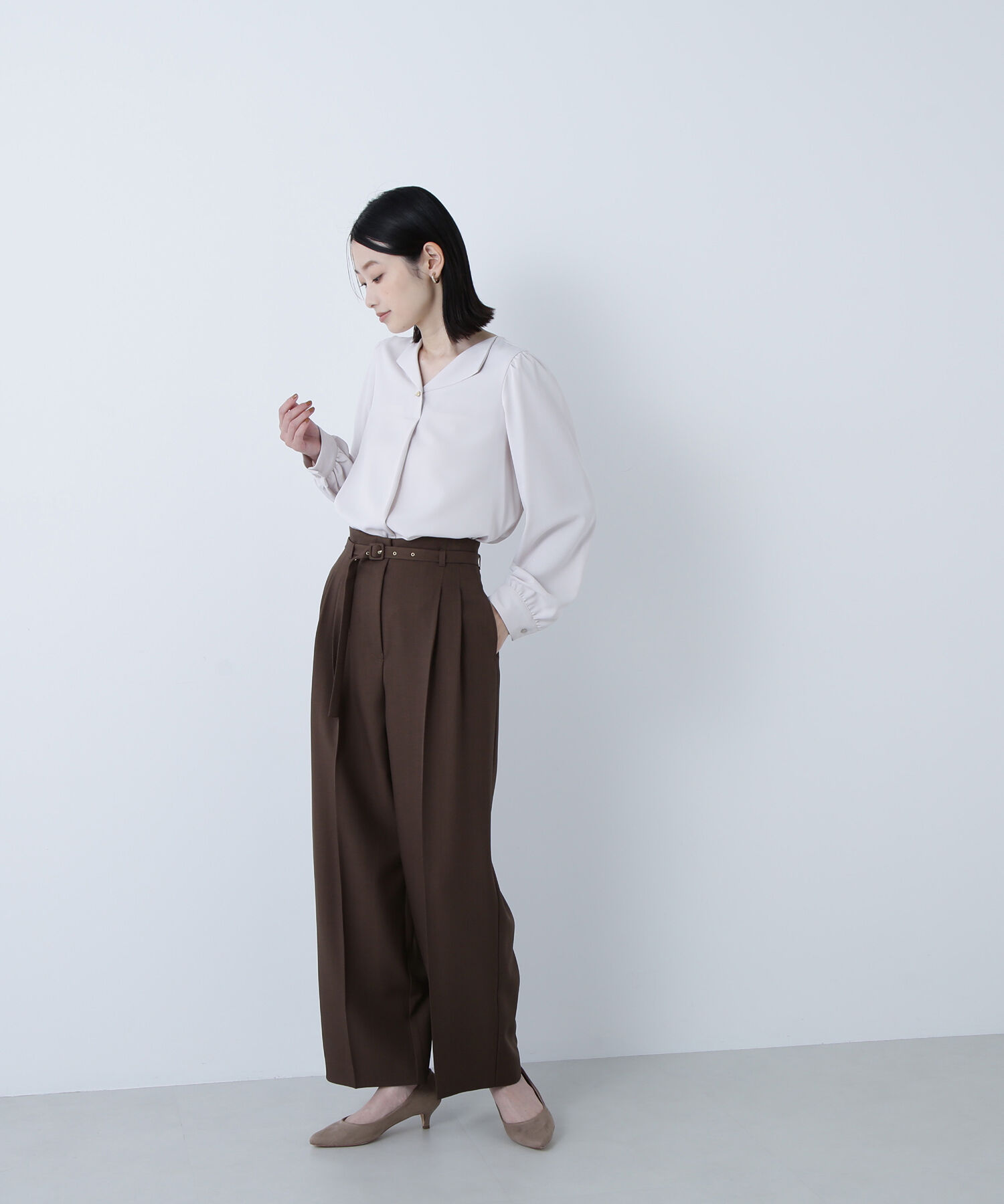  「くびれ仕込みベルテッドパンツ」|その他|