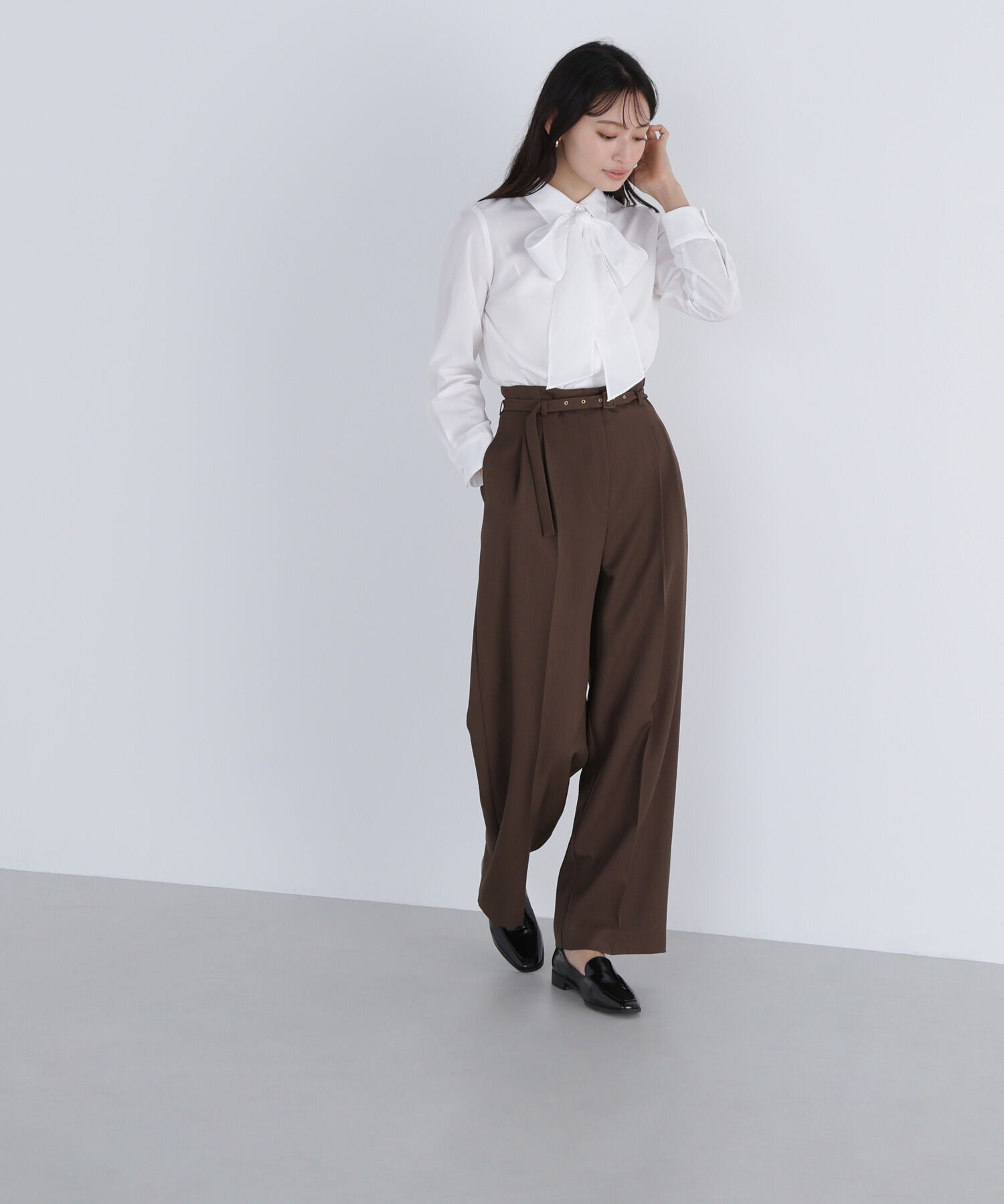  「くびれ仕込みベルテッドパンツ」|その他|