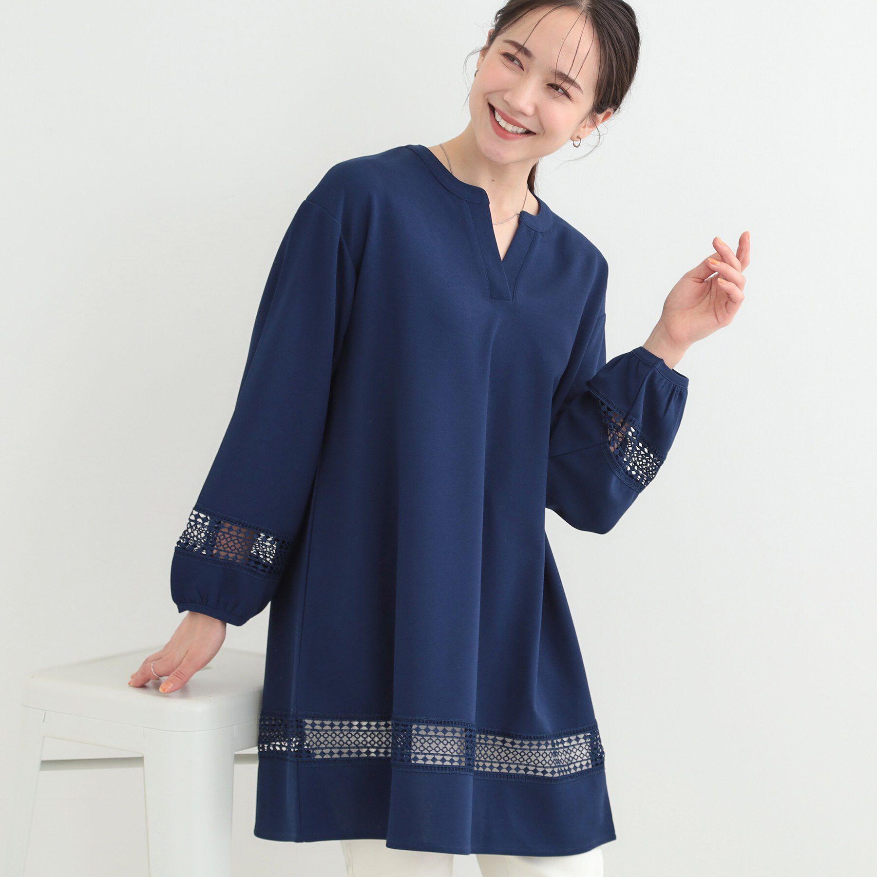 SHOO･LA･RUE「【洗濯機可/体型カバー】レース切り替えチュニックワンピース」|チュニック|ネイビー(094)