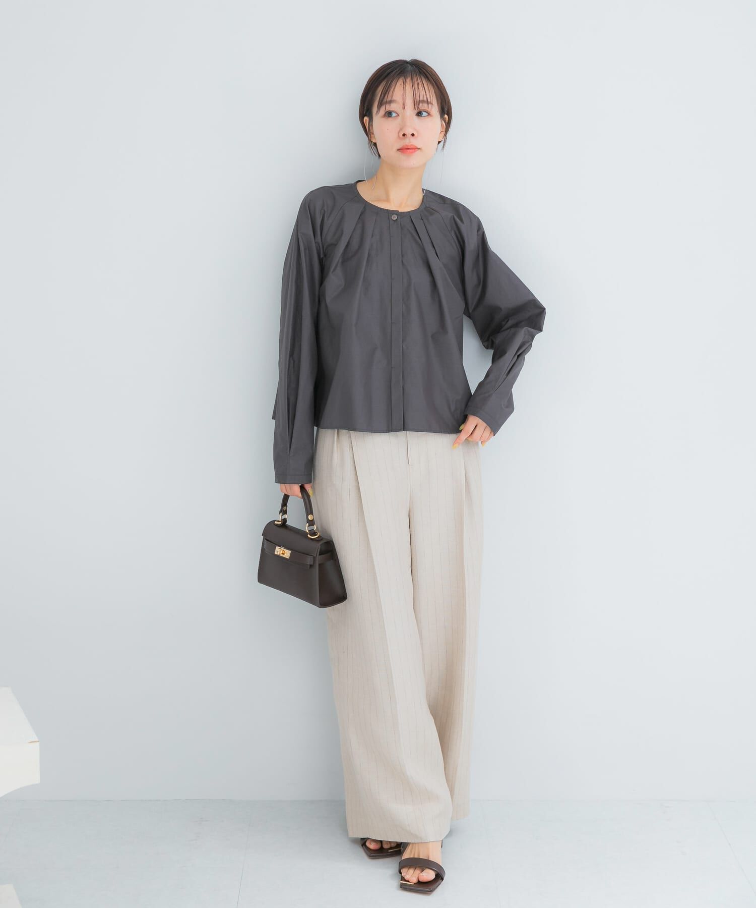 URBAN RESEARCH ROSSO「タックボリュームショートシャツブラウス」|シャツ・ブラウス|