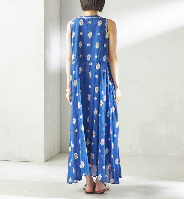 SHIPS for women「【SHIPS別注】Fanaka:〈手洗い可能〉フラワー プリント 刺繍 ワンピース」|ワンピース|