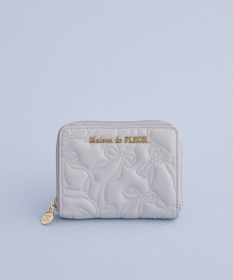 Maison de FLEUR「リボンキルティングフラグメントケース」|財布|サックスブルー