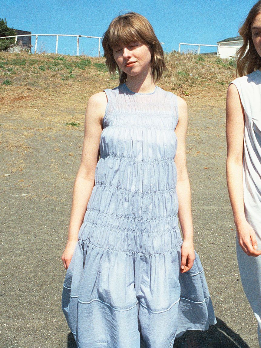 emmi atelier「シアーナイロンシャーリングワンピース【セットアップ対応】/ウォッシャブル」|ワンピース|LBLU