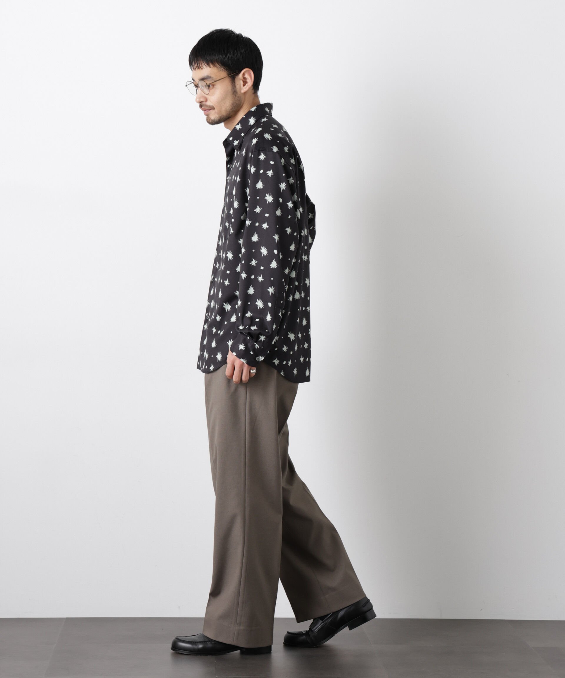 nano･universe「「EDITRIAL PRINT」アートフラワーシャツ」|シャツ・ブラウス|