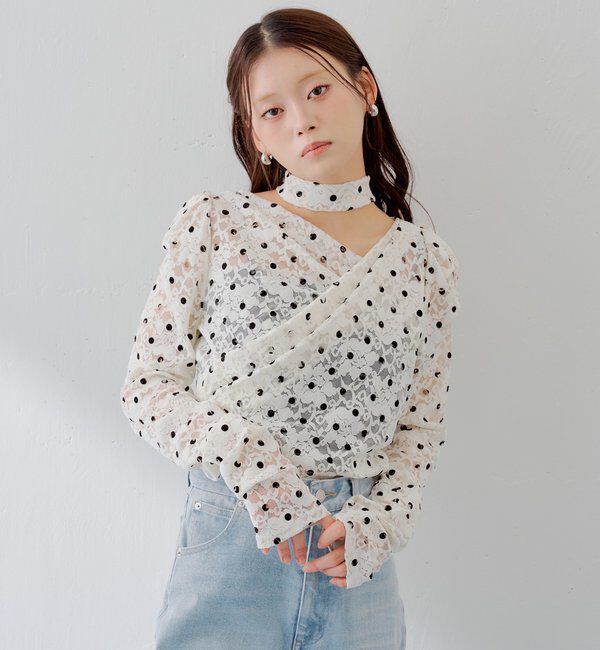  「【SALON by Chico】チョーカー付きフロッキードットレーストップス」|Tシャツ・カットソー|
