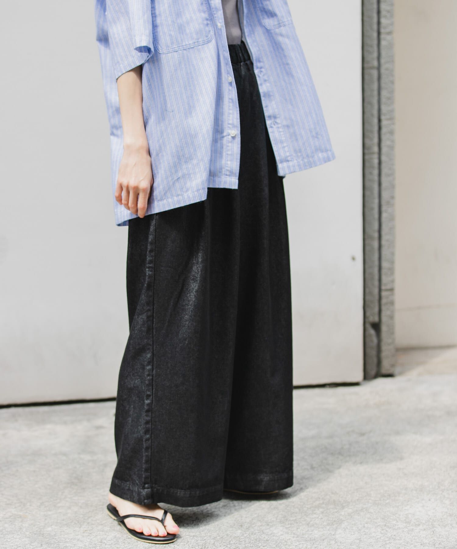 URBAN RESEARCH DOORS「FORK&SPOON　セルロースデニムワイドパンツ」|デニム|