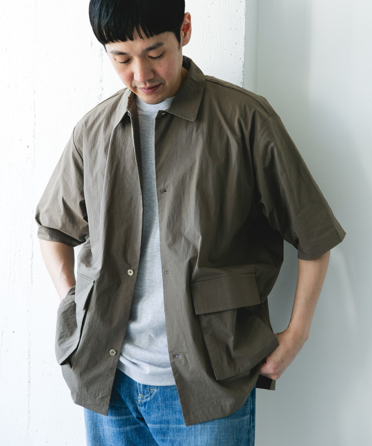 URBAN RESEARCH DOORS「『UVｶｯﾄ/接触冷感/吸水速乾』ｽﾄﾚｯﾁｸﾛｽ ﾋﾞｯｸﾞﾎﾟｹｯﾄ  」|シャツ・ブラウス|モカ