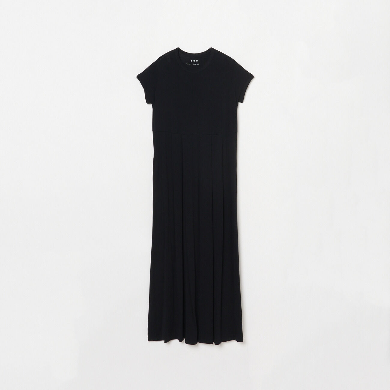  「three dots TRAVEL LINE SS DRESS」|Tシャツ・カットソー|ブラック