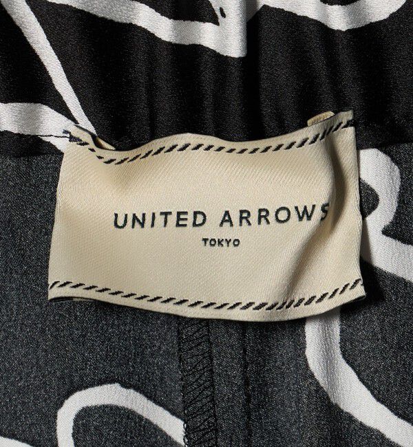 UNITED ARROWS「アブストラクト プリント パンツ」|チノ|