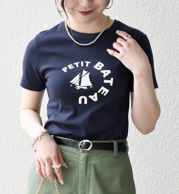 SHIPS any「《一部追加予約》【SHIPS any別注】PETIT BATEAU: ロゴ プリント コンパクト TEE 26SS」|Tシャツ・カットソー|ネイビー
