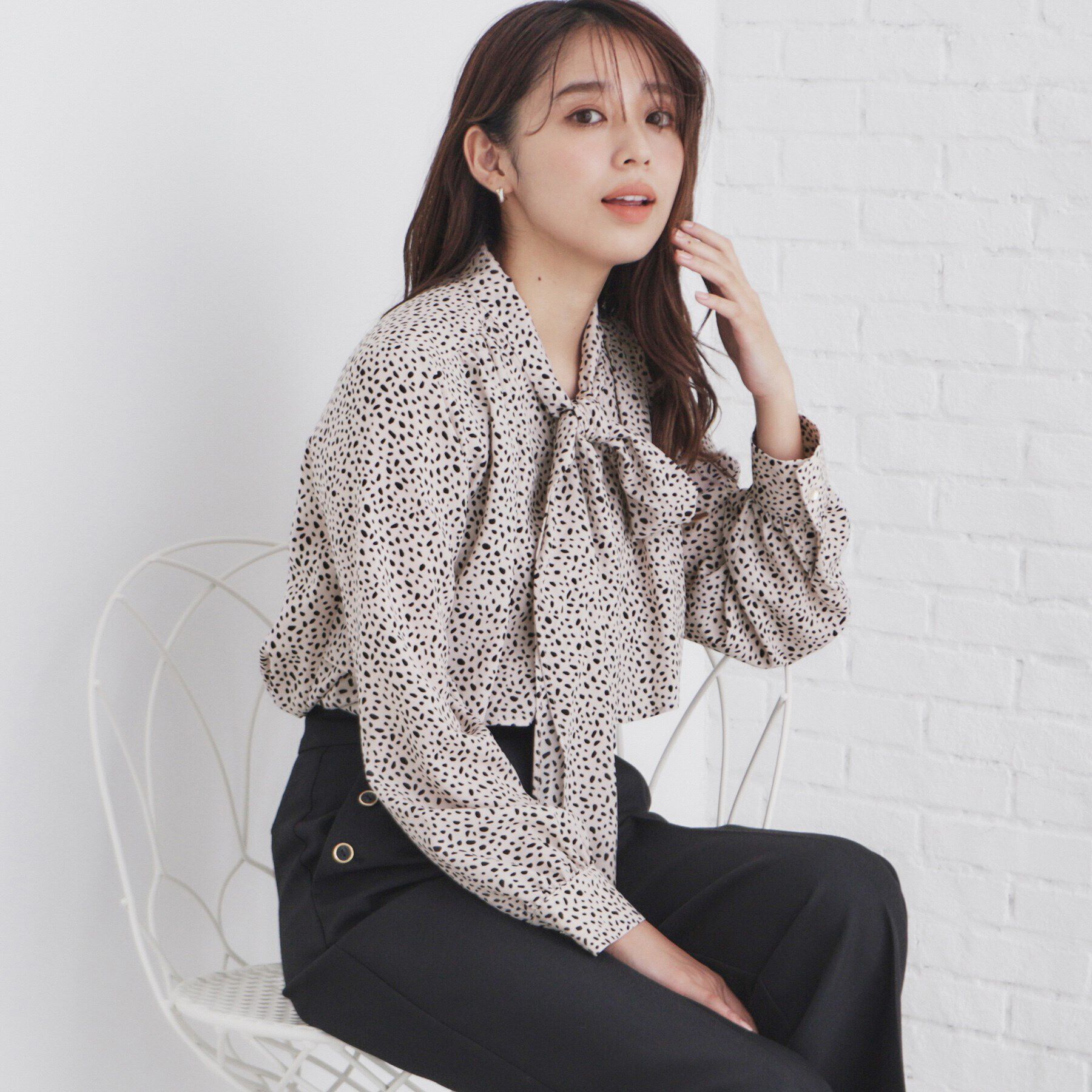 index「《5color／XS-LLsize》レイヤードボウタイブラウス【洗濯機洗い可／イージーアイロン】」|シャツ・ブラウス|グレージュ(150)