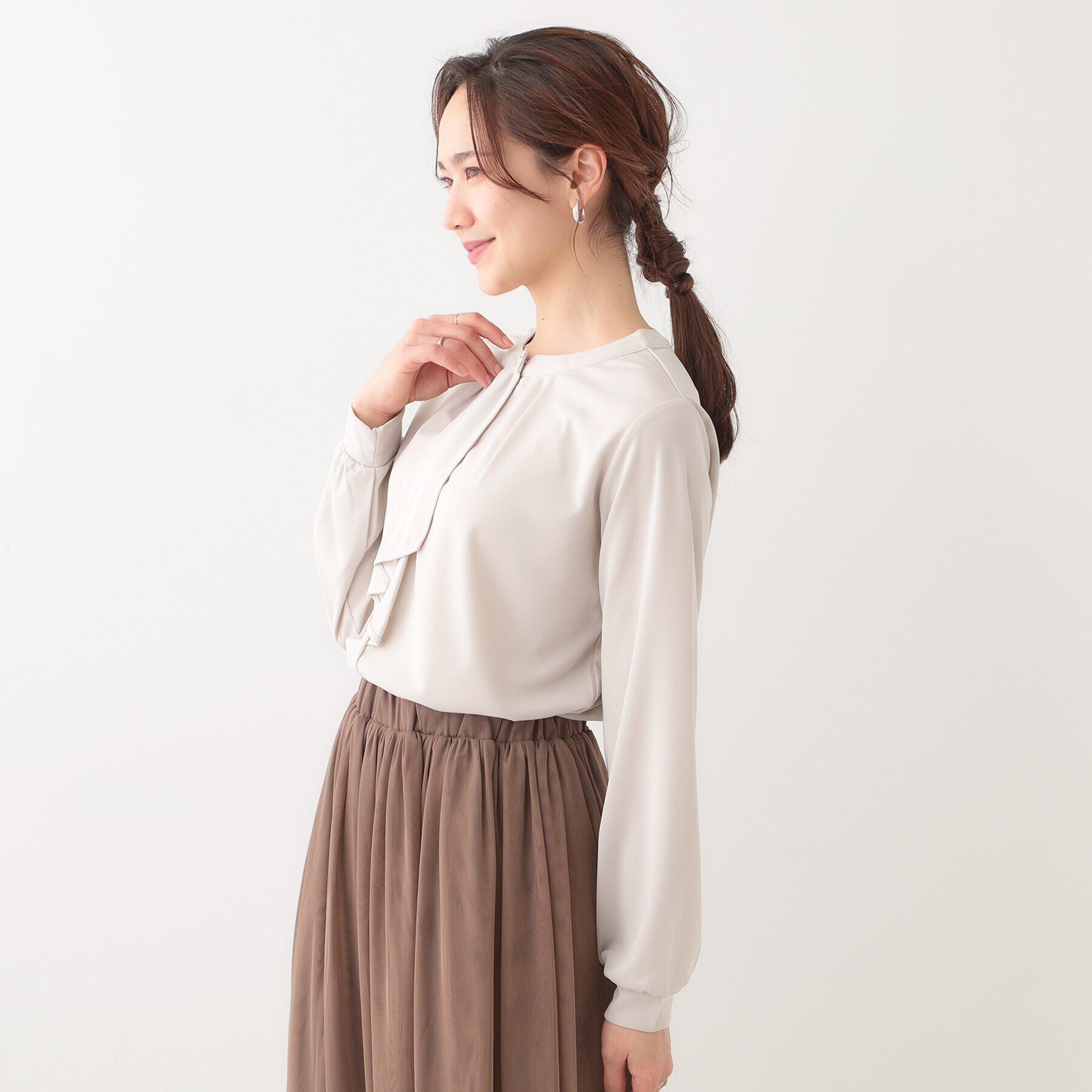 SHOO･LA･RUE「【洗える/S-LL/洗濯後しわになりにくい】ブラウス見えボウタイ風トップス」|Tシャツ・カットソー|