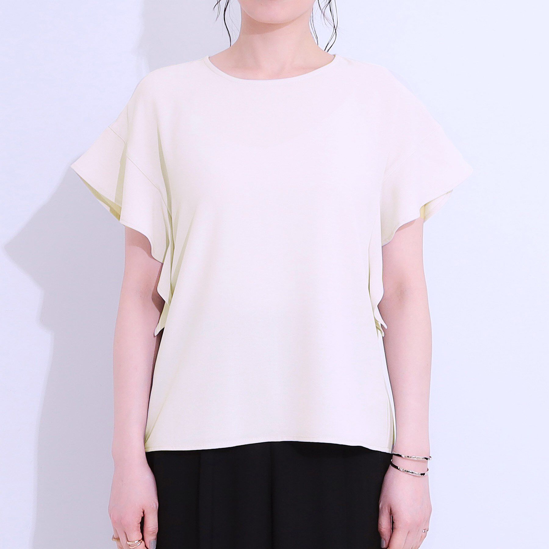 SHOO･LA･RUE「【イージーケア/洗える/S-LL】大人フェミニン お袖フリルブラウス」|シャツ・ブラウス|