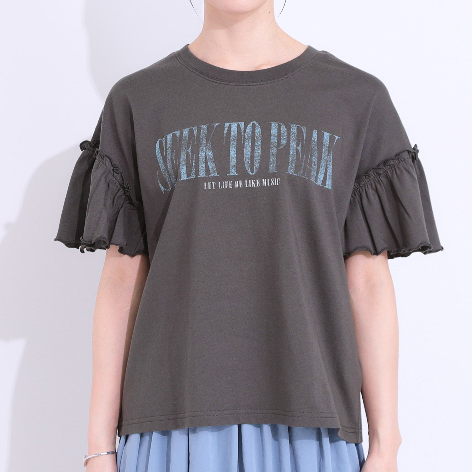 SHOO･LA･RUE「【洗える/S-LL】プリントアソート お袖フリルTシャツ」|Tシャツ・カットソー|