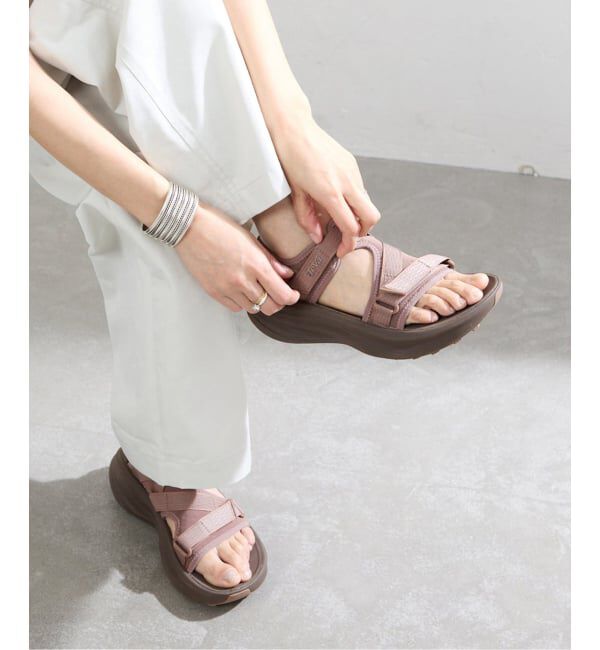 IENA「Teva/テバ 別注 W Aventrail R2T サンダル 1172831」|サンダル|