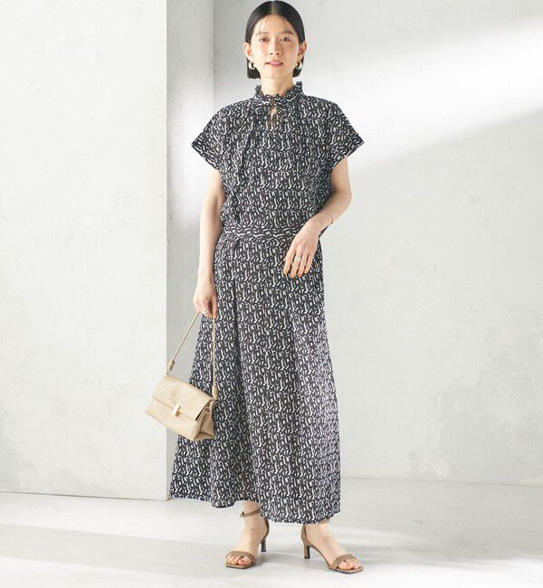 SHIPS for women「《予約》〈手洗い可能〉サッカー プリント フリル ネック 半袖 ブラウス」|シャツ・ブラウス|