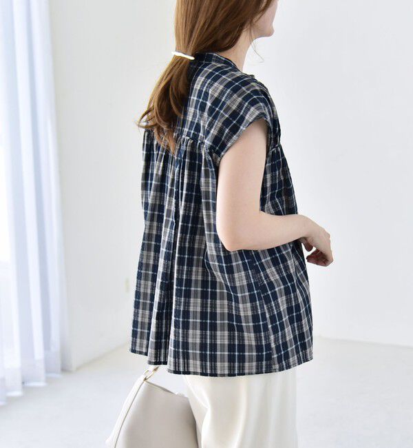 quaranciel「《予約》quaranciel:〈手洗い可能〉チェック ギャザー バンドカラー フレンチ シャツ」|シャツ・ブラウス|