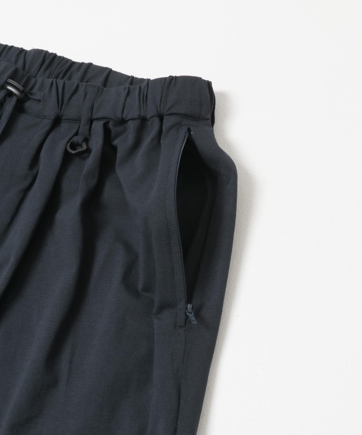URBAN RESEARCH「Wide Dad　BREEZY TECH EASY PANTS」|その他|