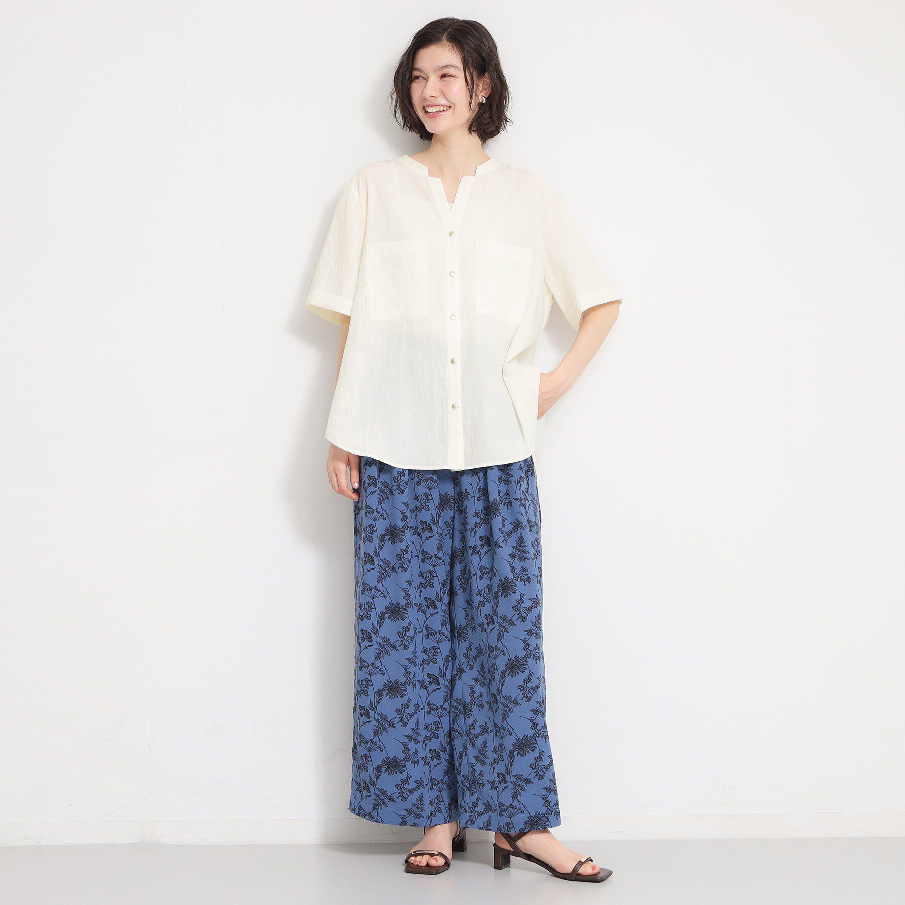 THE SHOP TK「【M-XL/二の腕カバー】ダブルポケット金ボタン 5分袖シャツ」|シャツ・ブラウス|
