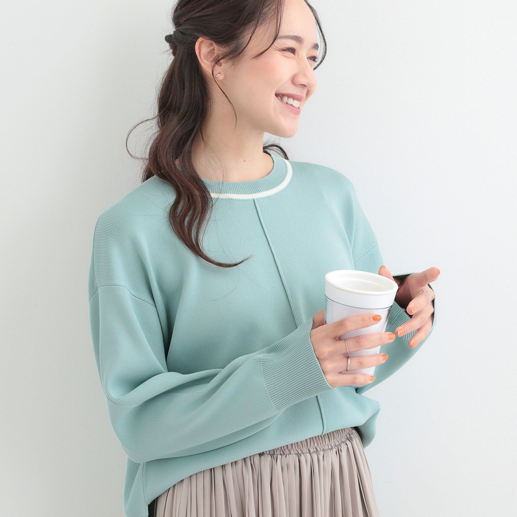 SHOO･LA･RUE「【洗濯機可/S-LL】軽やかなパイピングがポイント スウェットライクニット」|ニット・セーター|ライトグリーン(02