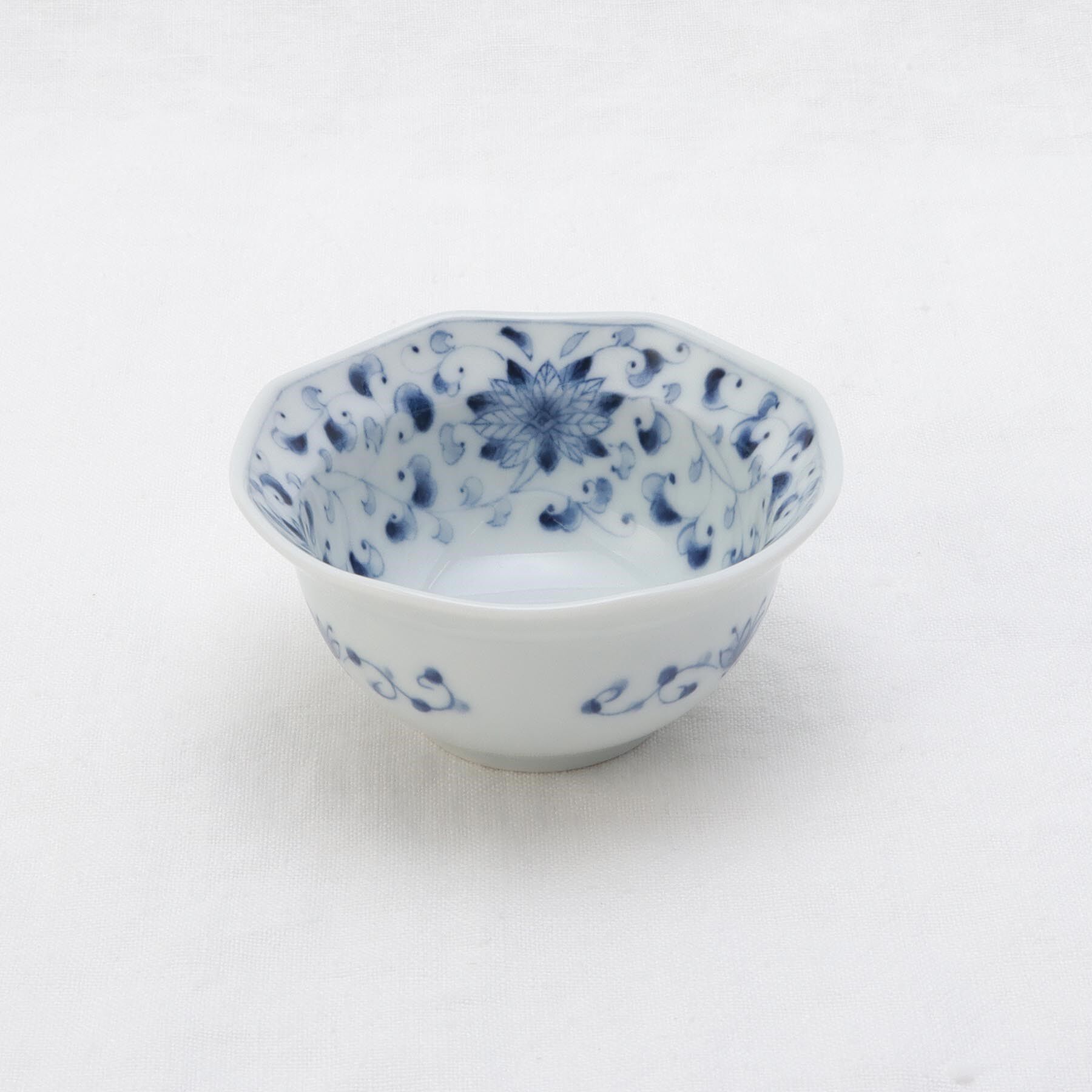 212 KITCHEN STORE「藍凛堂 八角珍味鉢 菊唐草」|食器・キッチングッズ|