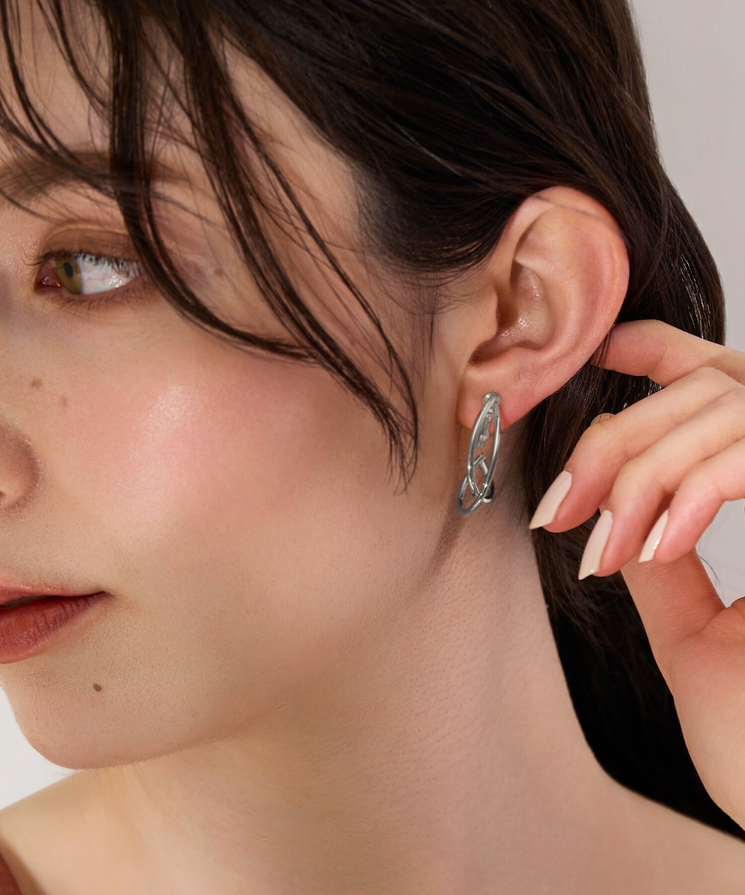 Phoebe「【痛くないシリーズ・金属アレルギー対応】レイヤーフープソフトイヤリング　シルバー」|イヤリング|