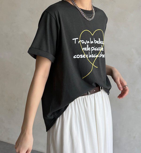  「【WEB限定】ハート刺繍ロゴプリントTEE」|Tシャツ・カットソー|