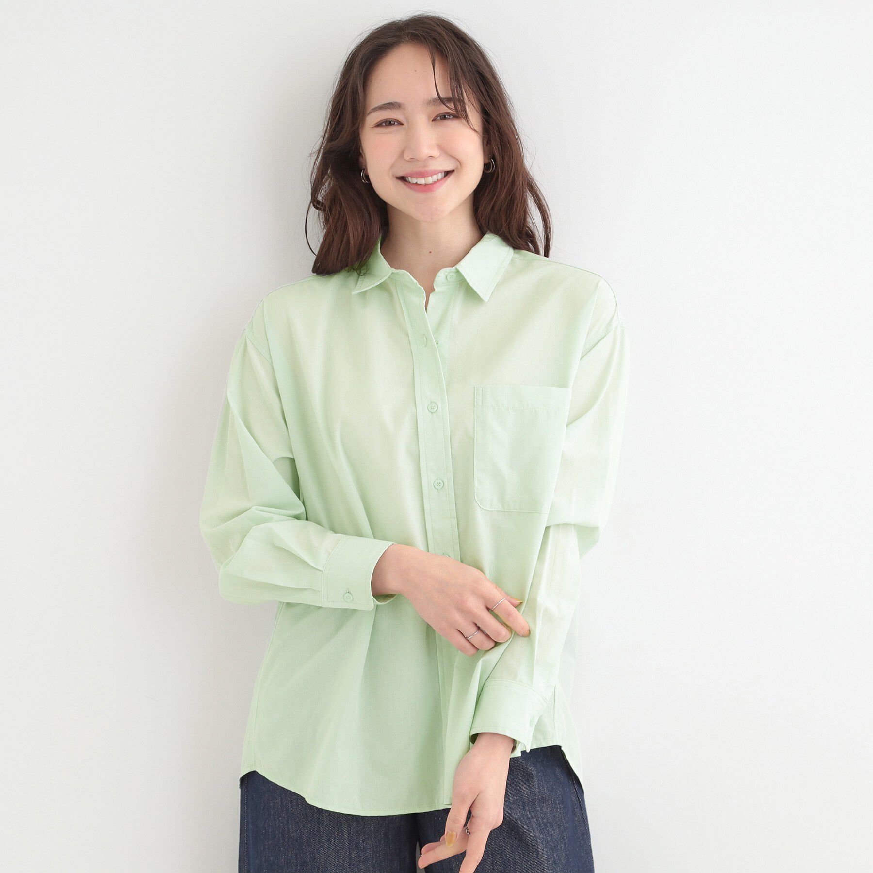 SHOO･LA･RUE「【選べる色・柄/S-LL】通年使える レギュラーカラーシャツ」|シャツ・ブラウス|