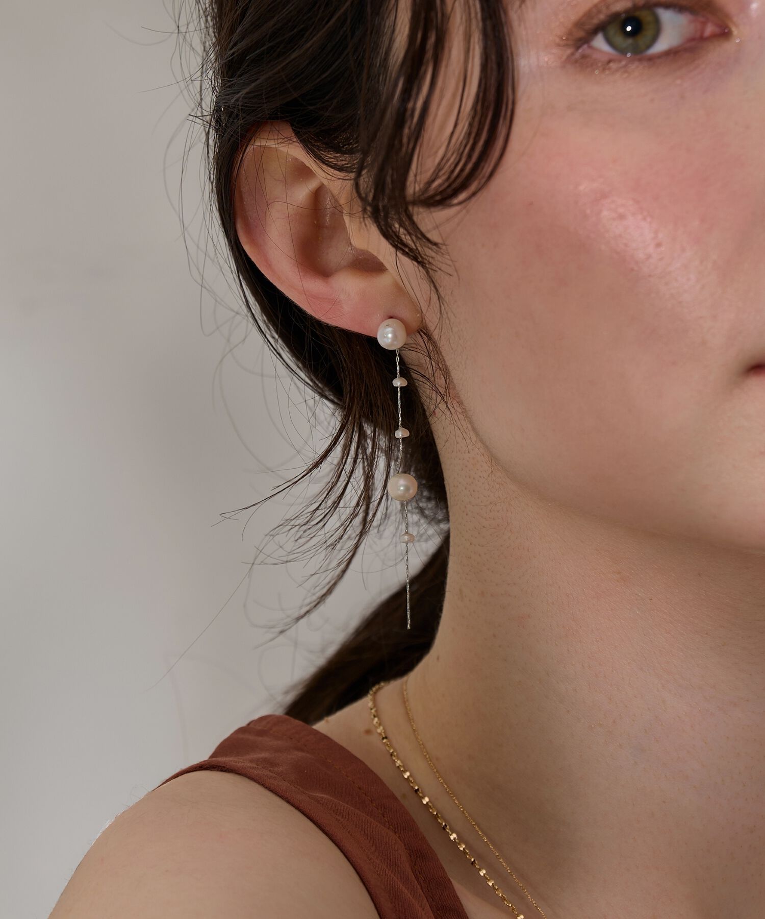 Phoebe「【金属アレルギー対応】パールドロップロングピアス　シルバー」|ピアス|