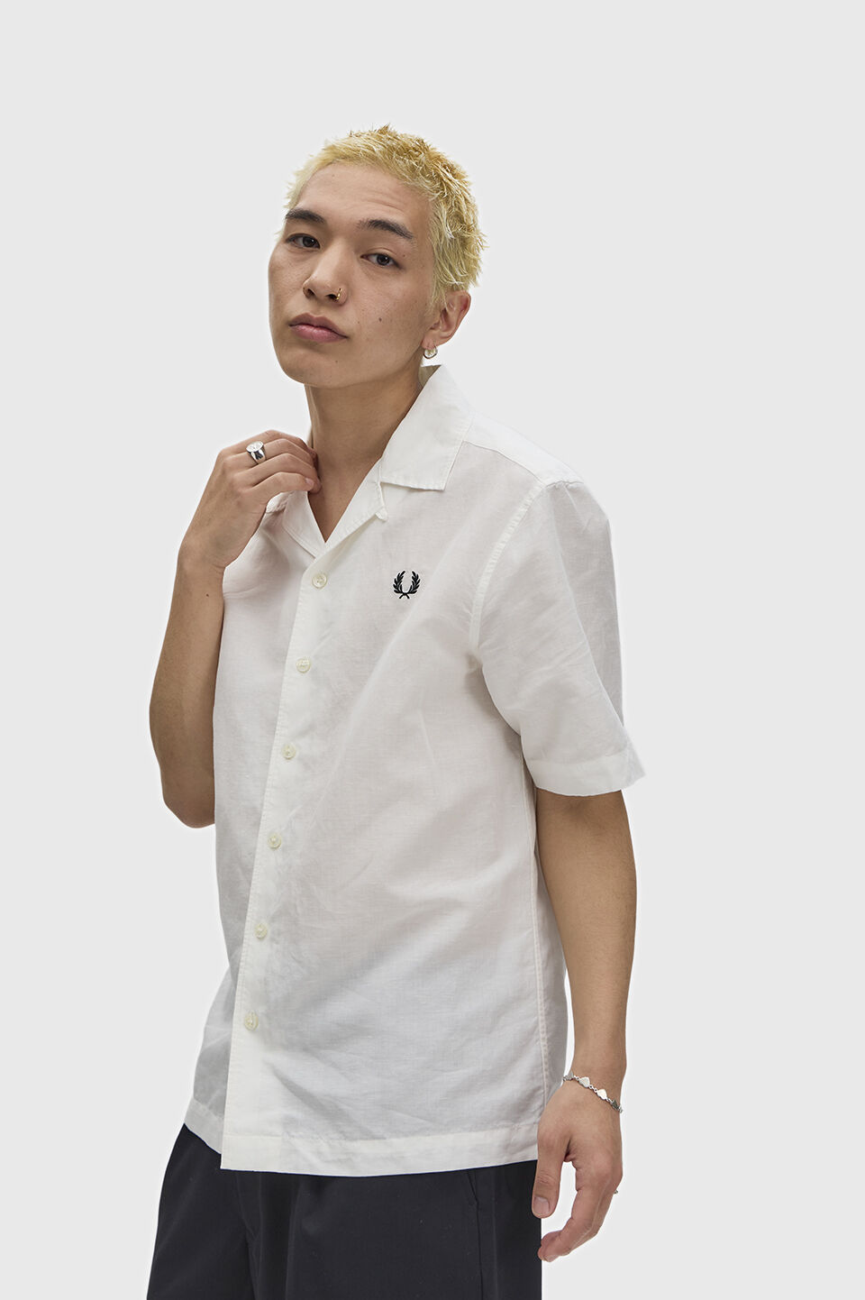 FRED PERRY 「Linen Blend Revere Collar Shirt／リネンブレンドオープンカラーシャツ」|シャツ・ブラウス|SNOW WHITE