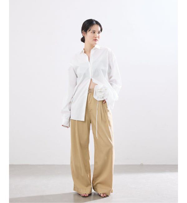 IENA「BLACK コサージュ付きシャツ」|シャツ・ブラウス|