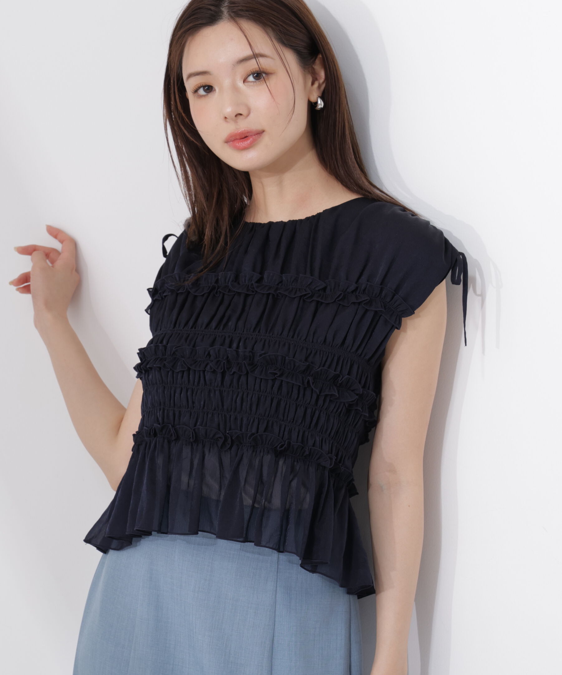 PROPORTION BODY DRESSING「〈a/mie〉シャーリングフリルブラウス＜ブルー：WEB限定＞」|シャツ・ブラウス|