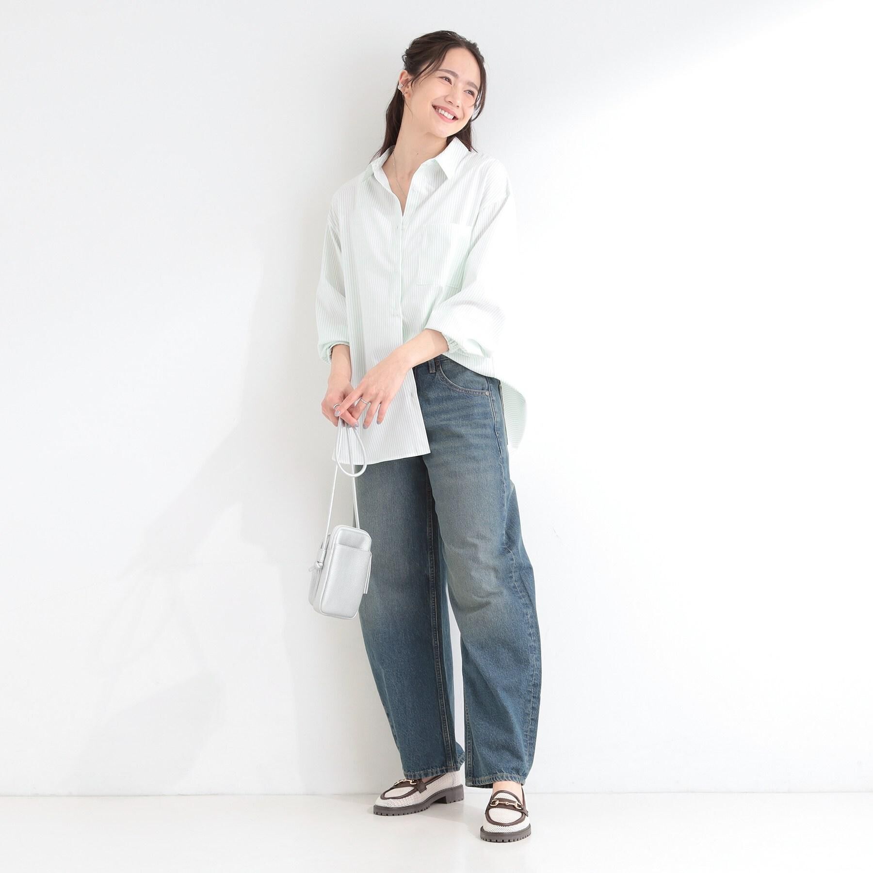 SHOO･LA･RUE「【SHOO・LA・RUE DENIM/高レビュー】ゆるっと決まる こなれカーブデニムパンツ」|デニム|