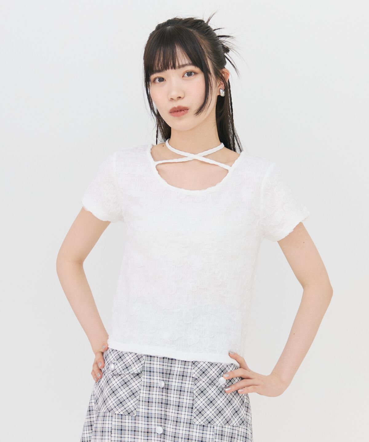 REDYAZEL「3DフラワーレースコンパクトTシャツ」|Tシャツ・カットソー|