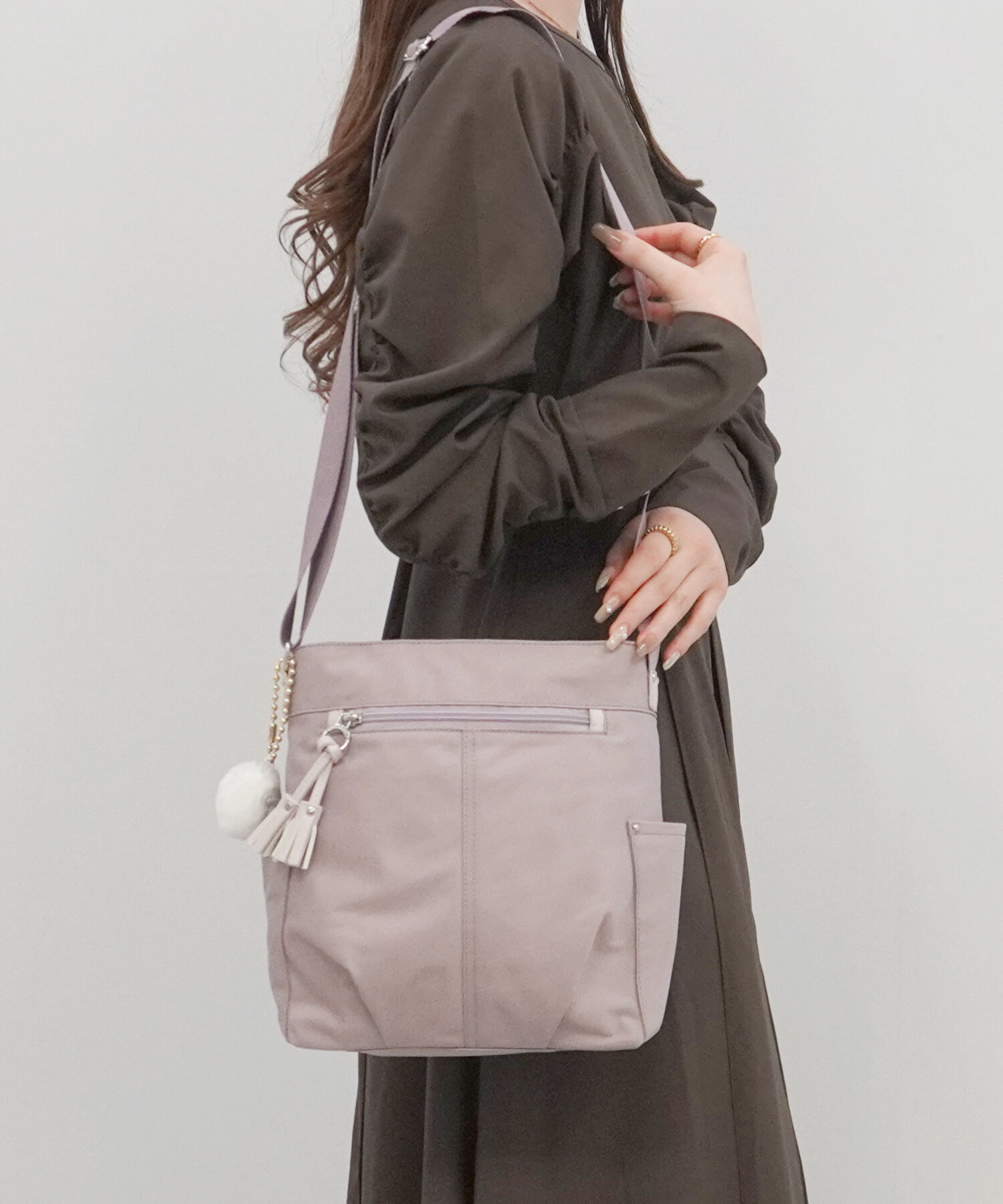 Kanana project「Kanana project／カナナプロジェクト コレクション タッセル-e ショルダーバッグ 縦 68871 EC限定」|ショルダー・メッセンジャー|