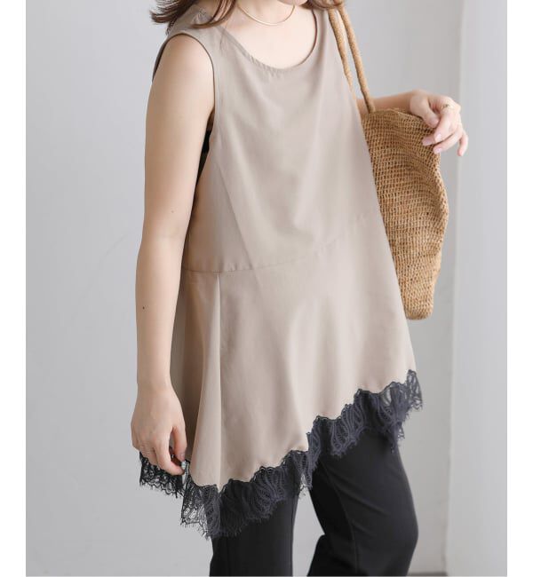  「《追加予約》【洗える】CHIGNON/シニヨン ヘムレースサテンタンク」|シャツ・ブラウス|