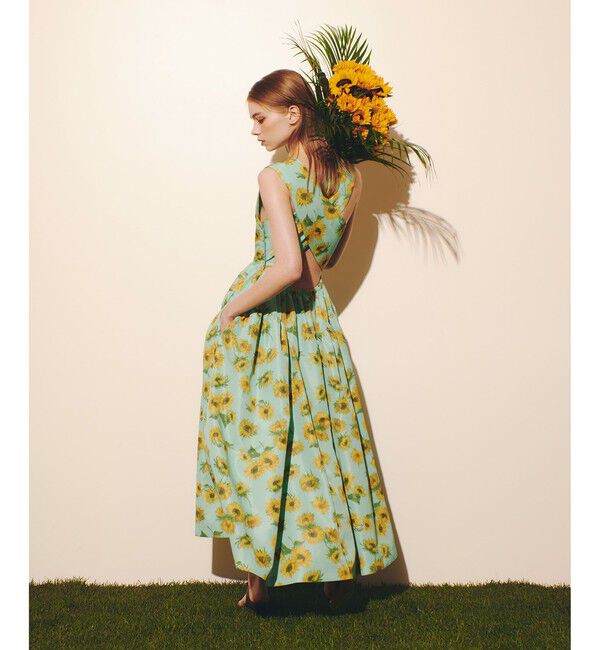 LOULOU WILLOUGHBY「 WEB 一部店舗限定【LOULOU WILLOUGHBY】サンフラワープリントバッククロスワンピース」|ワンピース|