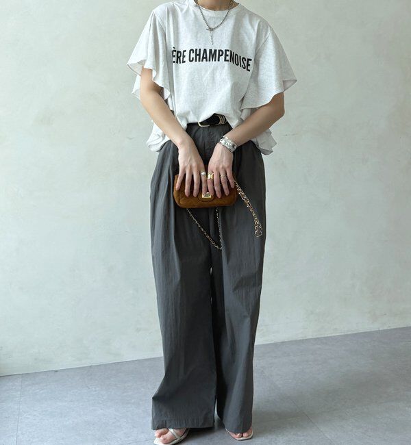  「【WEB限定】ラッフルスリーブロゴTEE」|Tシャツ・カットソー|