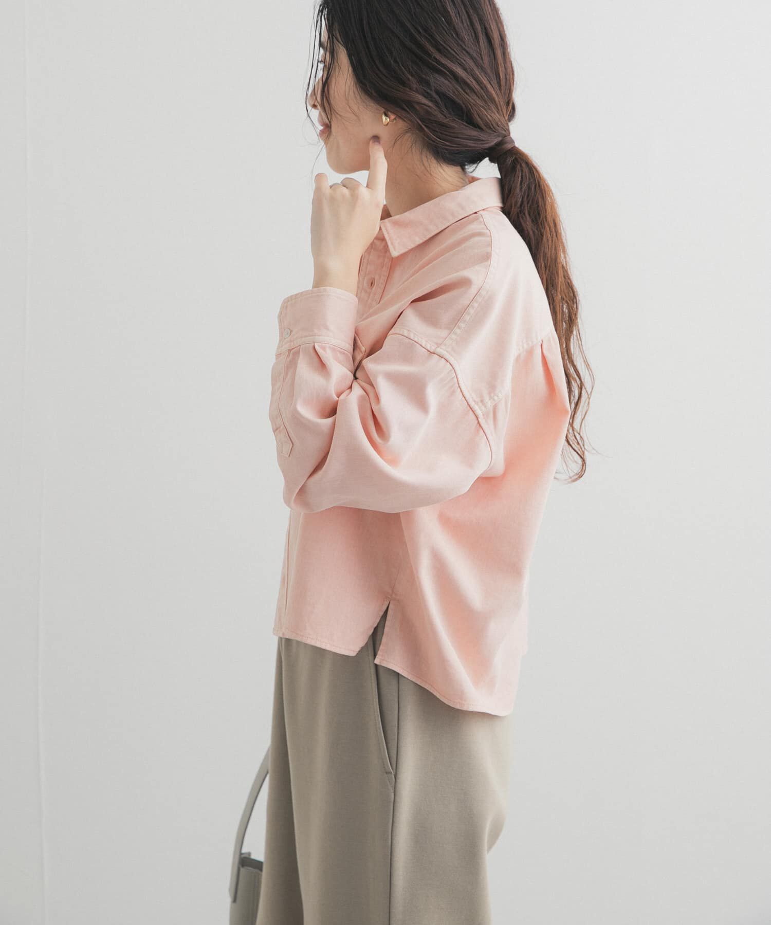 URBAN RESEARCH DOORS「デニムショート丈シャツ」|シャツ・ブラウス|