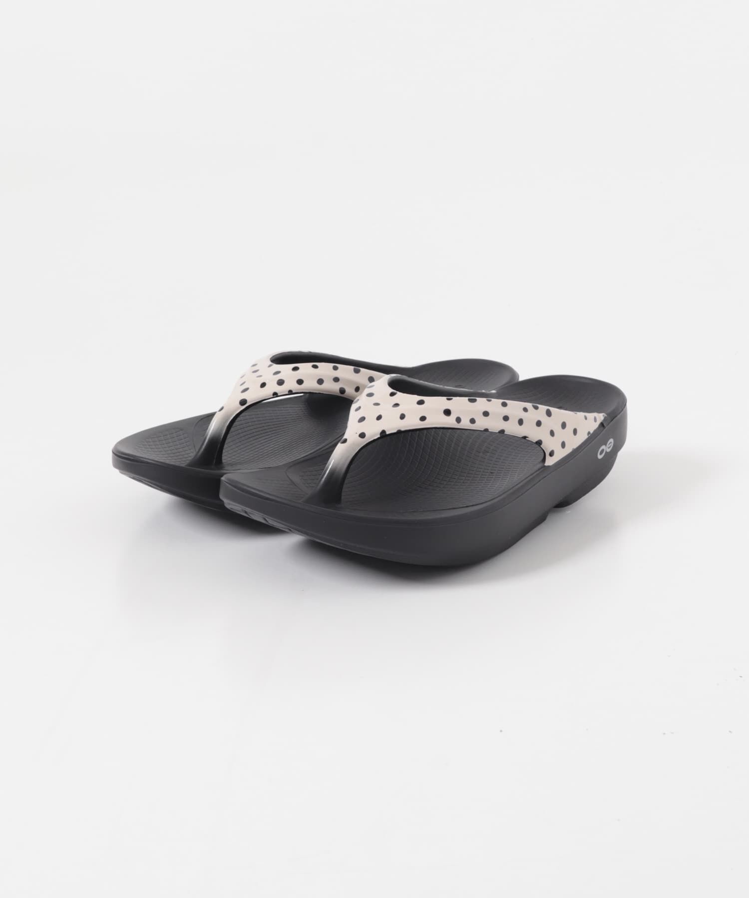 URBAN RESEARCH DOORS「OOFOS　OOLALA LIM」|サンダル|