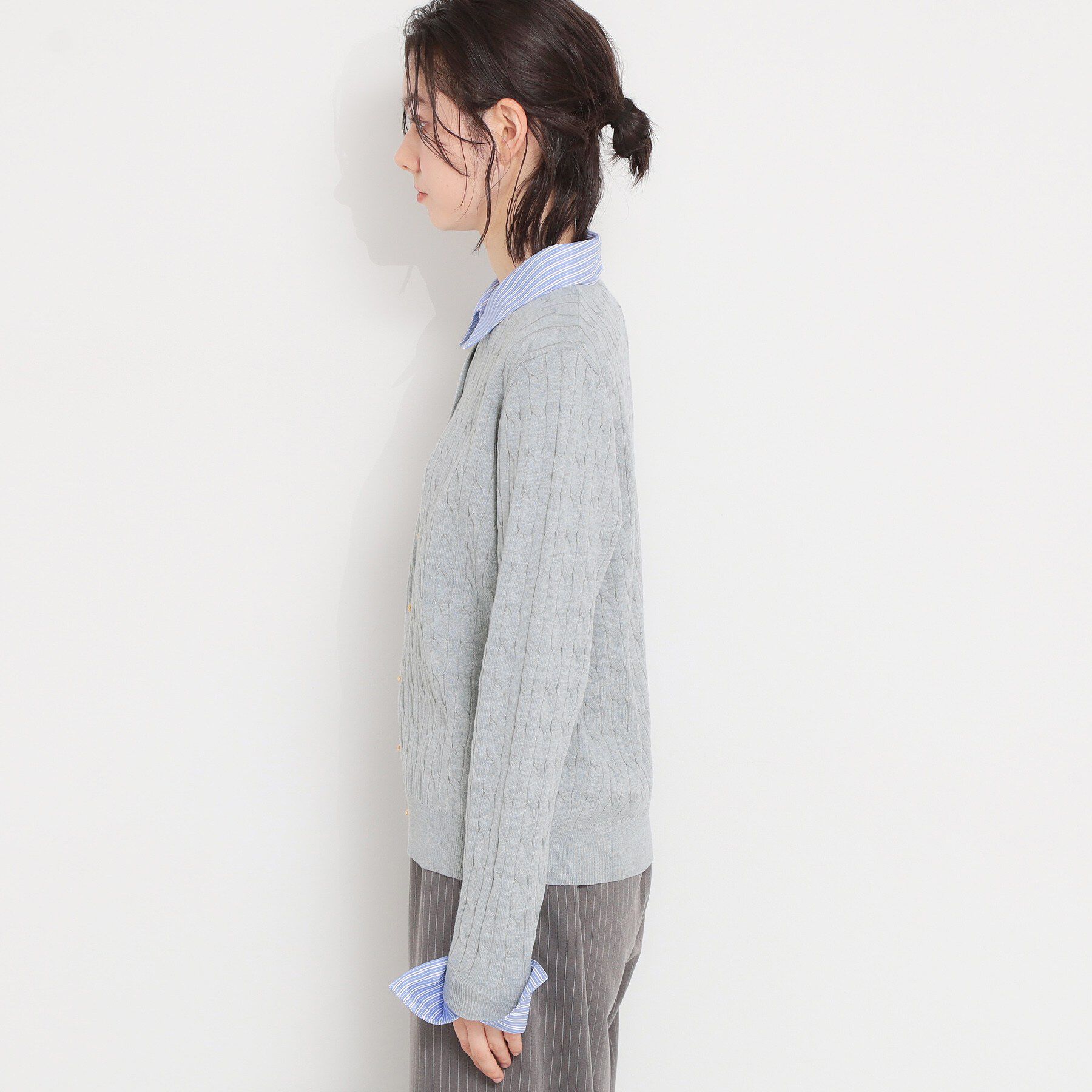 THE SHOP TK「【1枚でスタイル決まる】シャツレイヤード風 襟付ケーブルニット」|ニット・セーター|