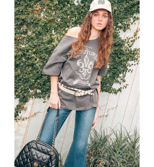 EVRIS「ワンショルグラフィックピグメントＴシャツ」|Tシャツ・カットソー|