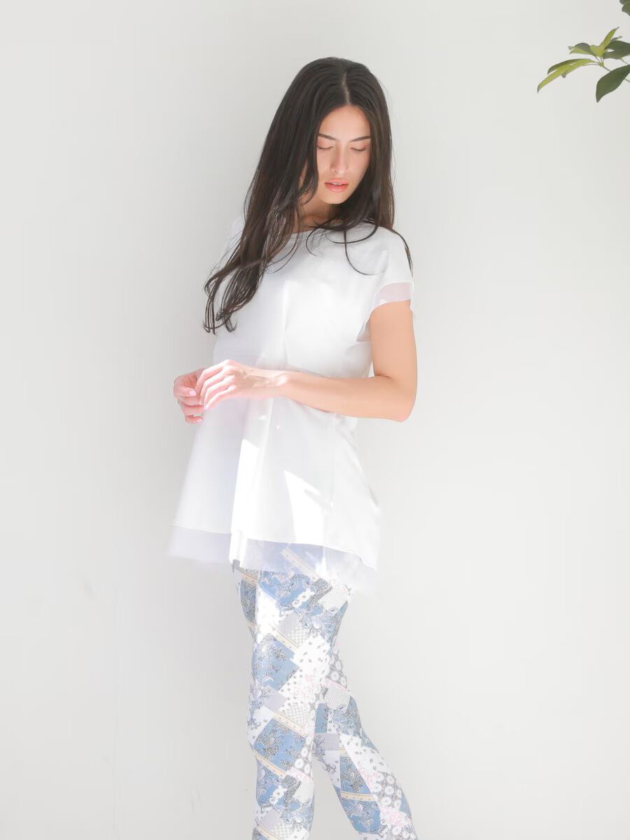 ALBOVE「UVカットタック入りメッシュフレアTシャツ」|スポーツ|ホワイト
