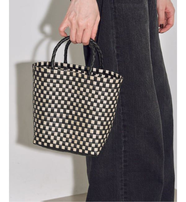 GRISE「NHE/二エ VUA MID BAG」|ハンドバッグ|ブラック A