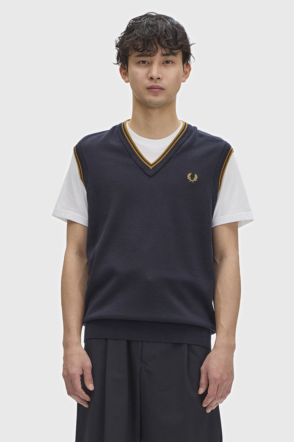FRED PERRY 「TIPPED V-NECK TANK／ティップVネックタンク」|ベスト・ジレ|