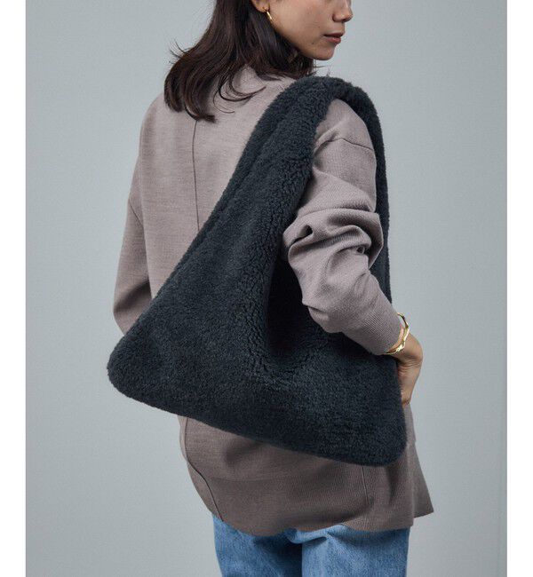 SALON adam et rope'「【HELEN MOORE（ヘレンムーア）】フェイクムートンリバーシブルバッグ」|トートバッグ|