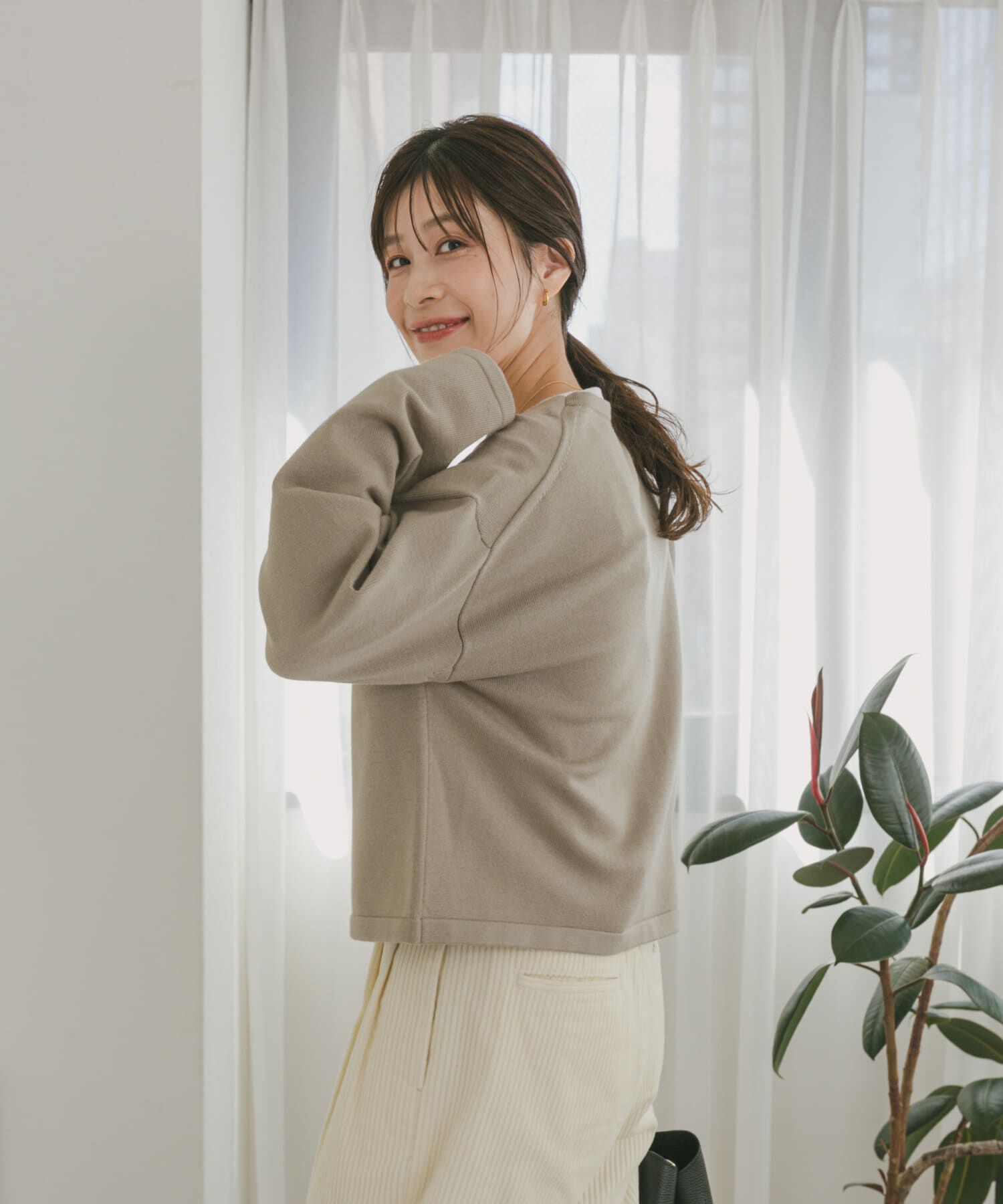 URBAN RESEARCH DOORS「『UR TECH 200日ニット』Vネックカーディガン」|カーディガン|